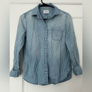 American Eagle Outfitters Light Blue Casual Shirt